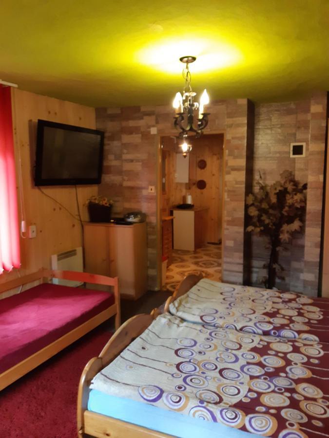Drevenica Talia Apartment Liptovsky Mikulas Exterior photo